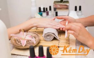 Học nail cơ bản có khó không
