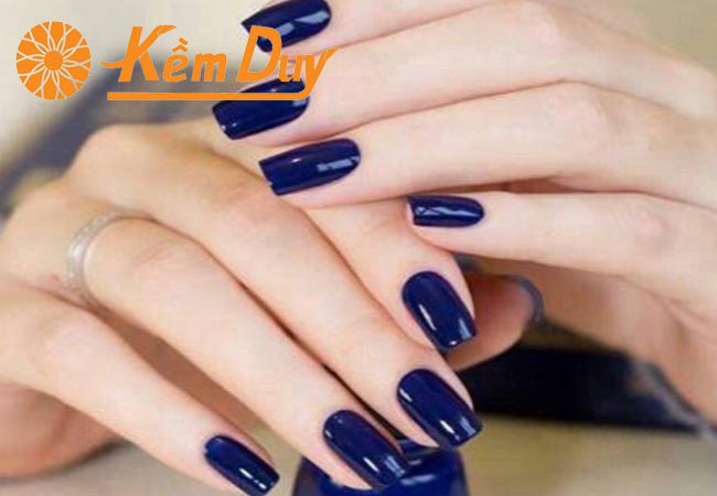 Màu xanh cổ điển