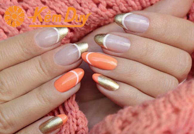 Màu sơn móng tay neon kiểu pháp