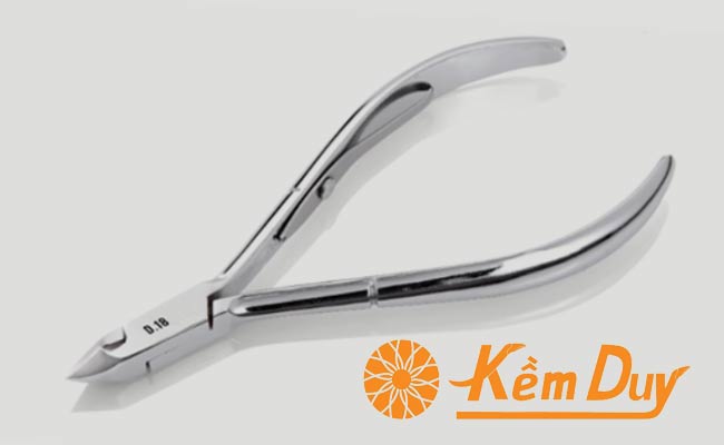 Kềm cắt da D18