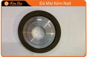 da chat ben mai kem nail